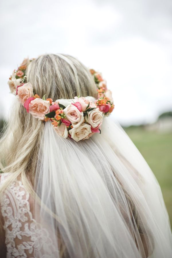 coroncina di fiori con velo sposa